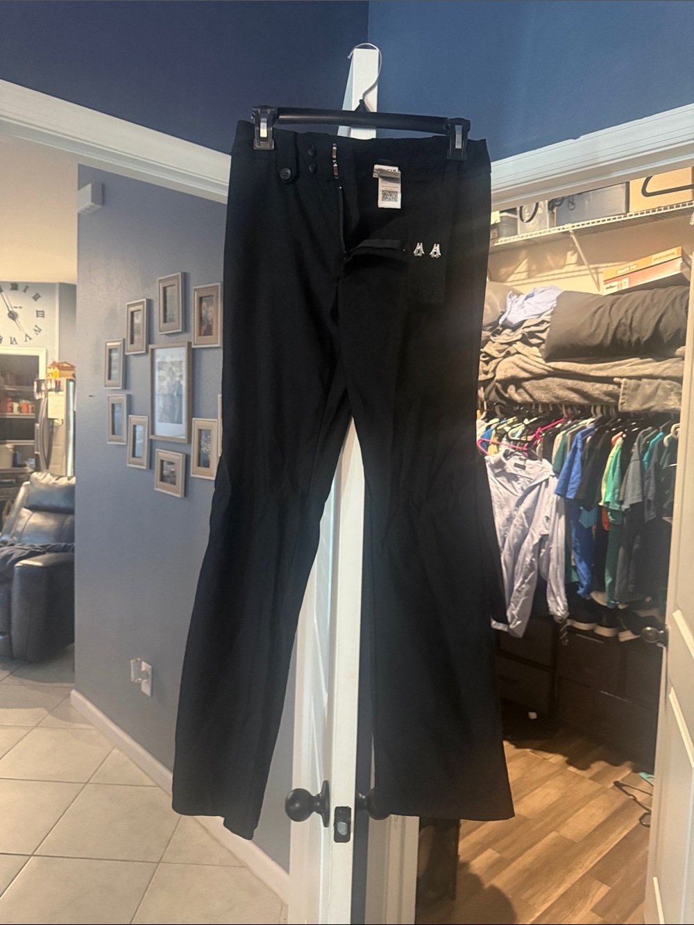 Classic Black Women’s Pants - Sleek Everyday Style